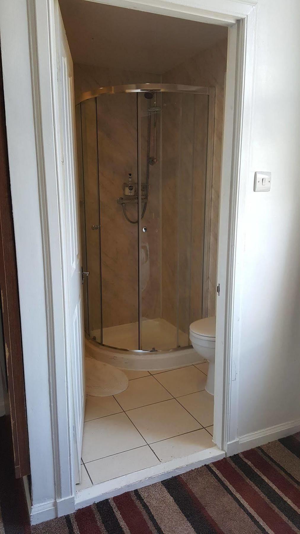 Cherry Blossom Guest House Уитби Экстерьер фото
